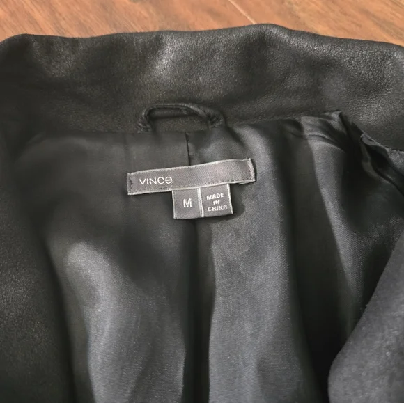 Vince. Black Leather Medium Asymmetrical Light Jacket - Picture 5 of 8
